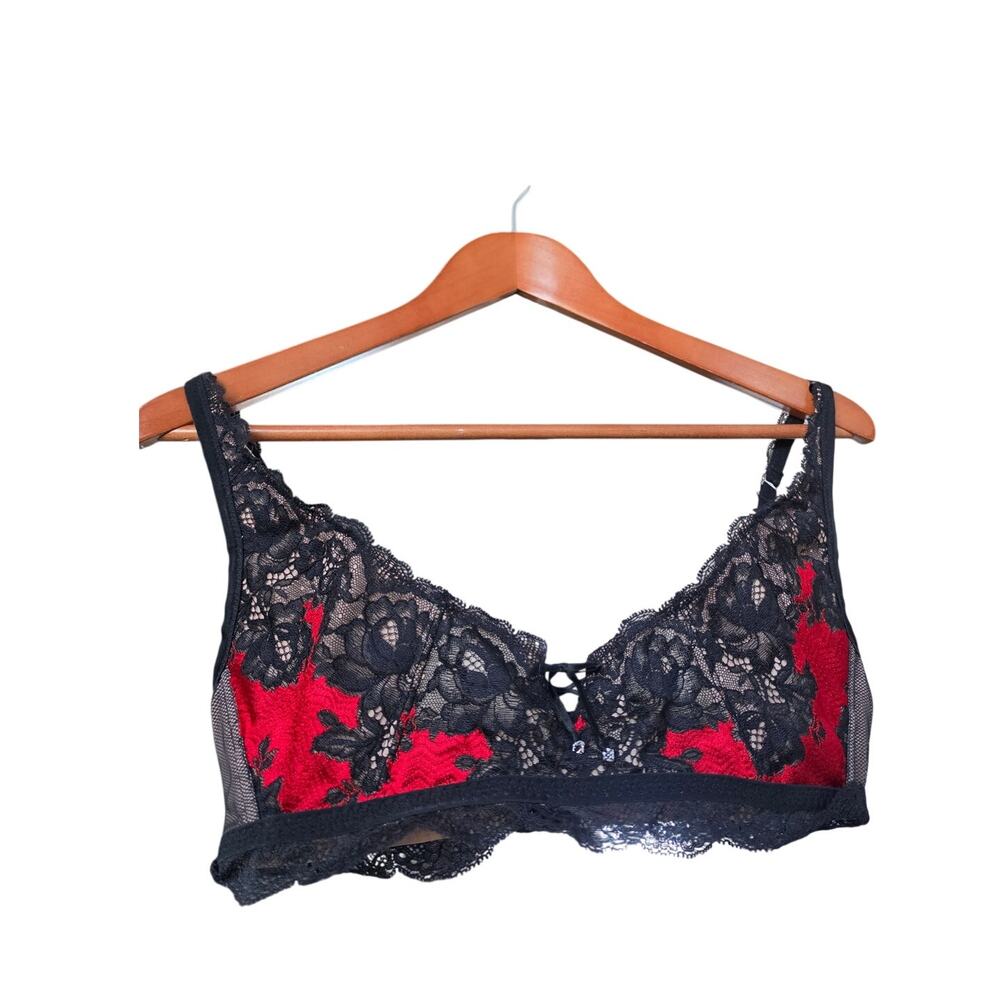 Victoria's Secret Very Sexy Seduction Red/Black Lace Bra size L